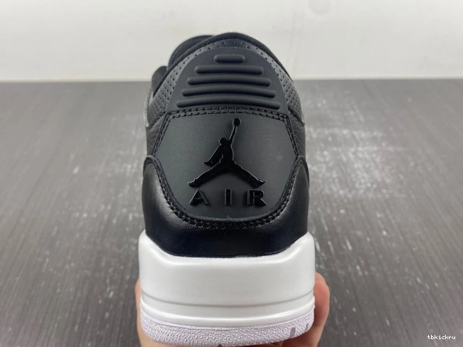 Reps TBkick Cyber 3 Retro 136064-020 Monday (2016) Jordan 0708